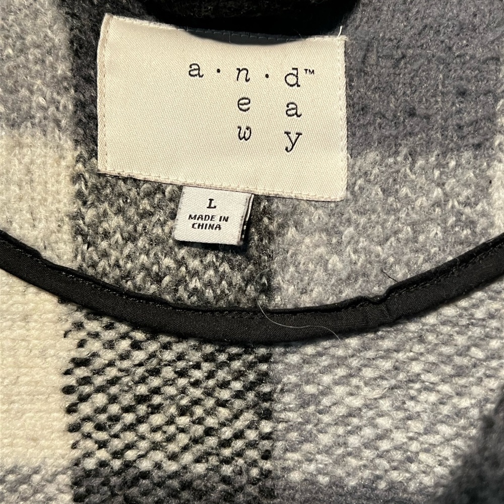 a new day Women's Black and White Crewneck Jacket